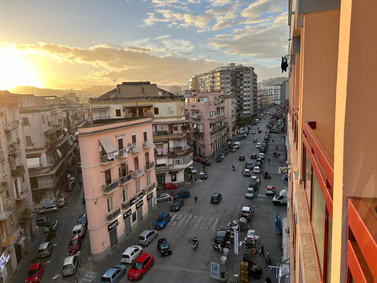 B&B Off Rooms And Relax Napoli Eksteriør bilde