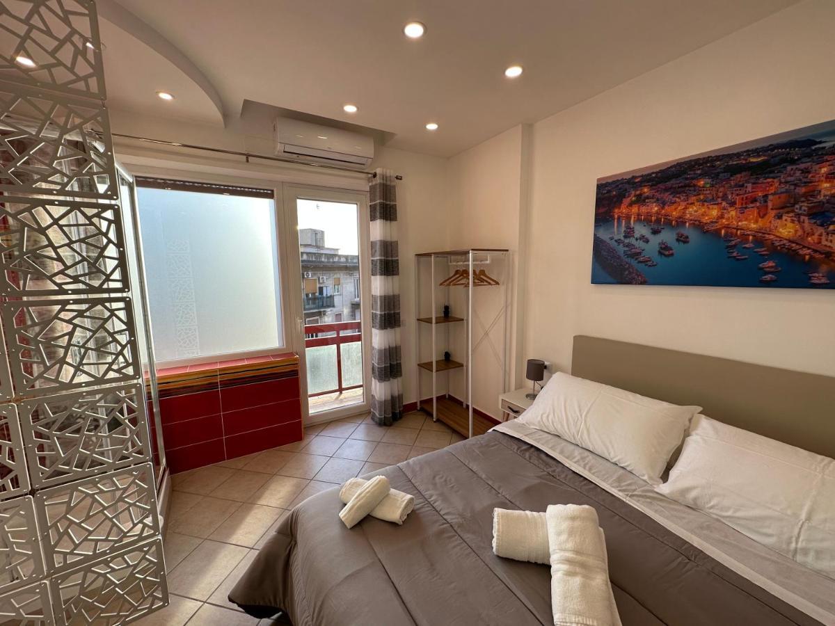 B&B Off Rooms And Relax Napoli Eksteriør bilde